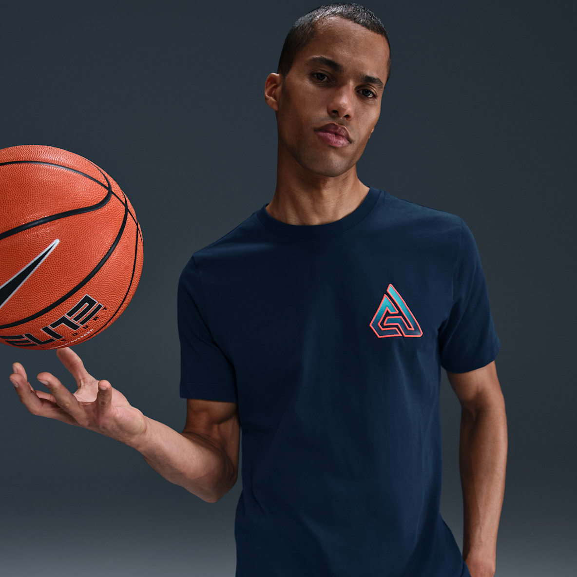 ヤニス バスケットボール Tシャツ UNO nike ヤニス バスケットボールT